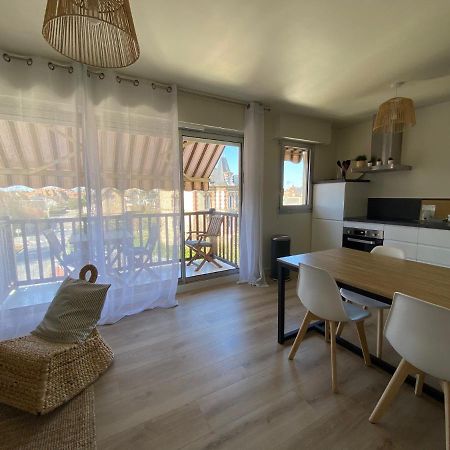 קאבורג Hyper Centre - 2 Pieces Tout Confort - Terrasse - Ascenseur - מראה חיצוני תמונה